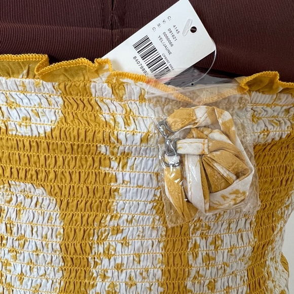 NEW By Anthropologie 🍍Printed Smocked Mini Cover Up Size M - Picture 3 of 3